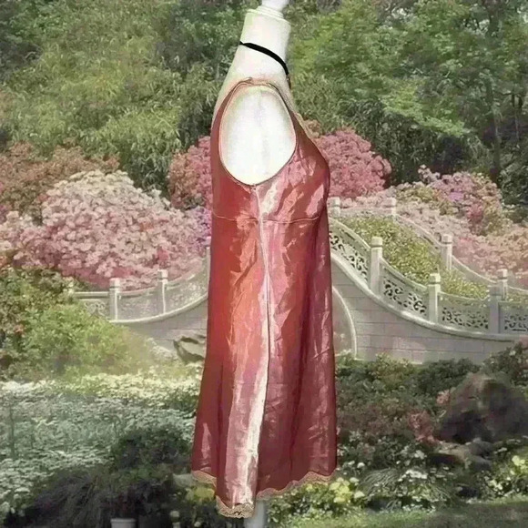 Y2k 90s Satin Victoria’s Secret  Pink Slip With Beige Lace Size Small - Picture 6 of 9